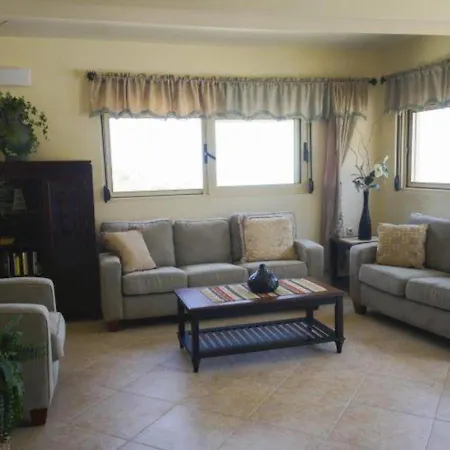 House For 10 Persons, With Swimming Pool Вилла