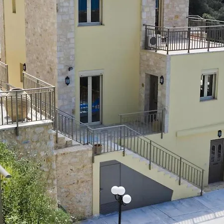 Villa House For 10 Persons, With Swimming Pool Rethymno